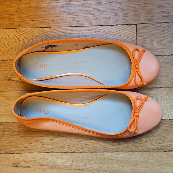 Gap Leather Ballet Flat - Picture 3 of 11
